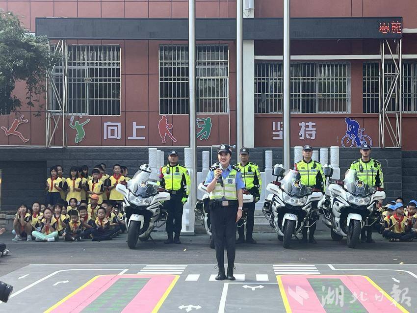 东方果博app